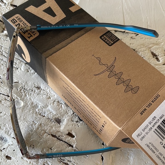 Costa Shiny Silver Mirror polarized sunglasses - Picture 7 of 15